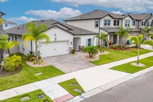 3010 Marine Grass Dr, Wimauma, FL 33598 - Photo 3