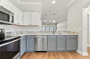 11232 Windsor Pl Cir, Tampa, FL 33626 - Photo 7