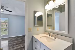9481 Highland Oak Dr, Tampa, FL 33647 - Photo 37