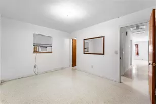 12312 N 27th St, Tampa, FL 33612 - Photo 15