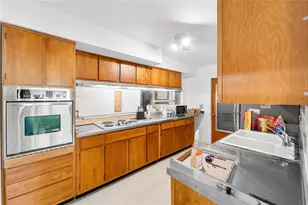 12312 N 27th St, Tampa, FL 33612 - Photo 11