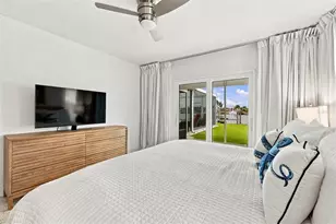 2440 S Shore Dr SE, Saint Petersburg, FL 33705 - Photo 29