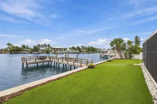 2440 S Shore Dr SE, Saint Petersburg, FL 33705 - Photo 47
