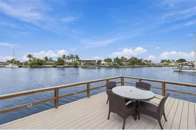 2440 S Shore Drive SE, Saint Petersburg, FL 33705 - Photo 57