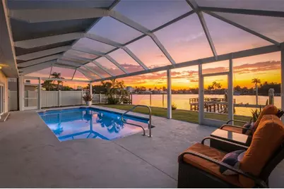 2440 S Shore Drive SE, Saint Petersburg, FL 33705 - Photo 39