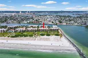 7434 Bayshore Dr, Treasure Island, FL 33706 - Photo 1