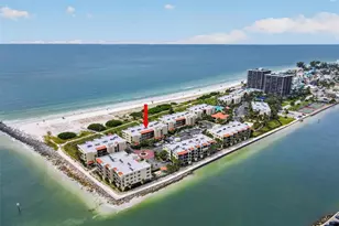 7434 Bayshore Dr, Treasure Island, FL 33706 - Photo 5