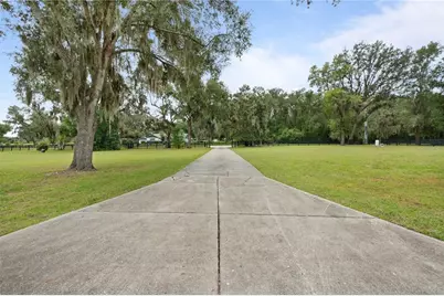 16450 Spring Valley Road, Dade City, FL 33523 - Photo 45