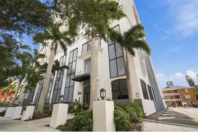 226 5th Avenue N #M05, Saint Petersburg, FL 33701 - Photo 1