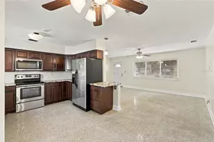 10473 Cirimoya Ln, Seminole, FL 33772 - Photo 9