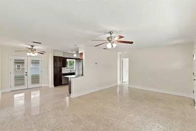 10473 Cirimoya Lane, Seminole, FL 33772 - Photo 7