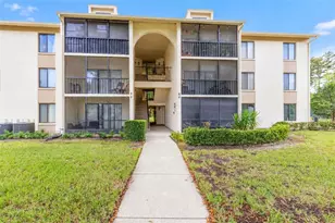 3188 Lake Pine Way S, Tarpon Springs, FL 34688 - Photo 1
