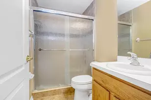 12635 Kings Crossing Dr, Gibsonton, FL 33534 - Photo 19