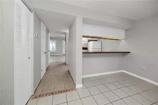 3775 40th Ln S, Saint Petersburg, FL 33711 - Photo 7