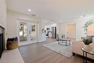 111 58th Ave S, Saint Petersburg, FL 33705 - Photo 7