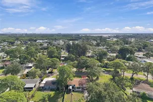 9010 1st St N, Saint Petersburg, FL 33702 - Photo 57