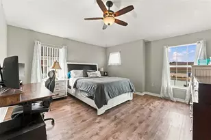 2333 Tanbark Ridge Pl, Plant City, FL 33563 - Photo 17