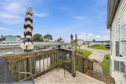 804 River View Lane, Tarpon Springs, FL 34689 - Photo 21