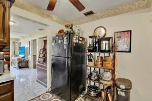 1426 62nd Ave N, Saint Petersburg, FL 33702 - Photo 9