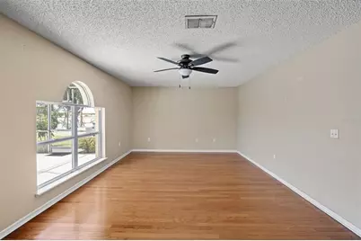 12927 Lake Vista Drive, Gibsonton, FL 33534 - Photo 11