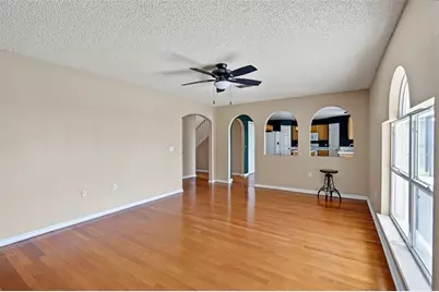 12927 Lake Vista Drive, Gibsonton, FL 33534 - Photo 15