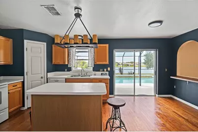 12927 Lake Vista Drive, Gibsonton, FL 33534 - Photo 7