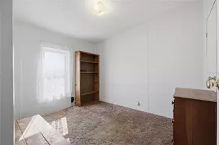 34900 Happiness Way, Zephyrhills, FL 33541 - Photo 9
