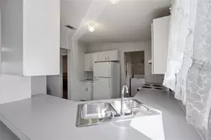 34900 Happiness Way, Zephyrhills, FL 33541 - Photo 15