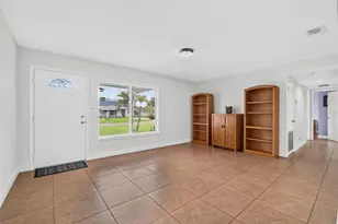 8428 Iris Ave, Seminole, FL 33777 - Photo 5