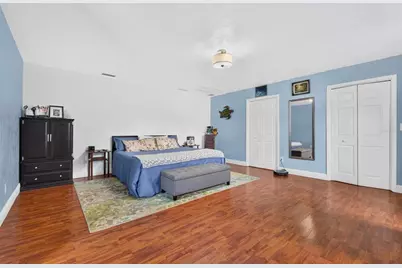 8428 Iris Avenue, Seminole, FL 33777 - Photo 13