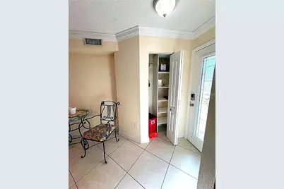 11605 3rd Street E #306, Treasure Island, FL 33706 - Photo 9
