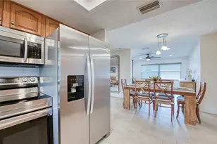 643 Southwest Boulevard N, Saint Petersburg, FL 33703 - Photo 15