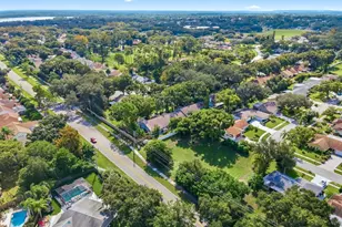 2712 Bentley Dr, Palm Harbor, FL 34684 - Photo 23
