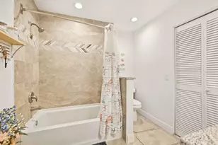 2712 Bentley Dr, Palm Harbor, FL 34684 - Photo 15