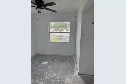 205 Emerald Lane, Largo, FL 33771 - Photo 11