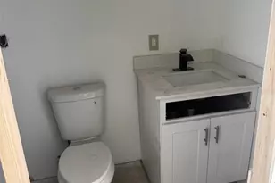 205 Emerald Ln, Largo, FL 33771 - Photo 15