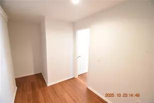4520 Burlington Ave N, Saint Petersburg, FL 33713 - Photo 13