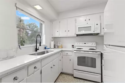 800 Beach Drive NE #1, Saint Petersburg, FL 33701 - Photo 13