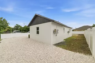 3923 W Flora St, Tampa, FL 33614 - Photo 31