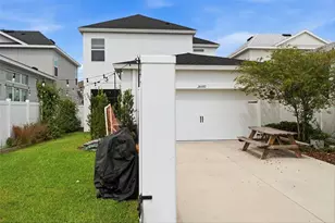 28592 Cozy Creek Dr, Wesley Chapel, FL 33543 - Photo 43