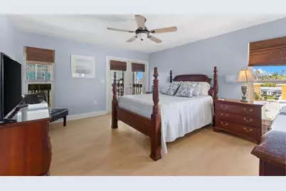 15394 2nd Street E, Madeira Beach, FL 33708 - Photo 19