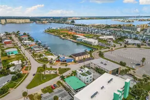 15394 2nd St E, Madeira Beach, FL 33708 - Photo 7