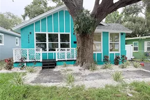 2520 10th St S, Saint Petersburg, FL 33705 - Photo 1
