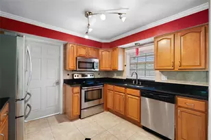 14331 Apache Ave, Largo, FL 33774 - Photo 11