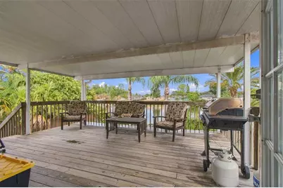 915 Lynnlea Lane, Tarpon Springs, FL 34689 - Photo 35