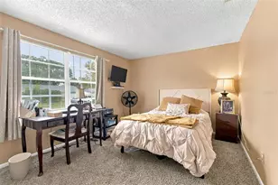 915 Lynnlea Ln, Tarpon Springs, FL 34689 - Photo 45