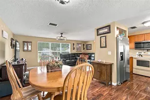 915 Lynnlea Ln, Tarpon Springs, FL 34689 - Photo 29