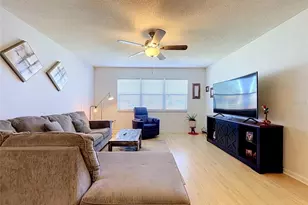 1520 Belle Glade Ave, Sun City Center, FL 33573 - Photo 27