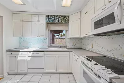512 White Oak Avenue, Brandon, FL 33510 - Photo 9