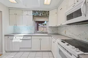 512 White Oak Ave, Brandon, FL 33510 - Photo 9